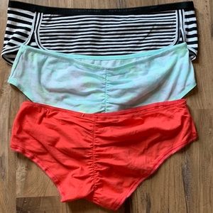 3 cotton Victoria’s Secret medium hipster panties